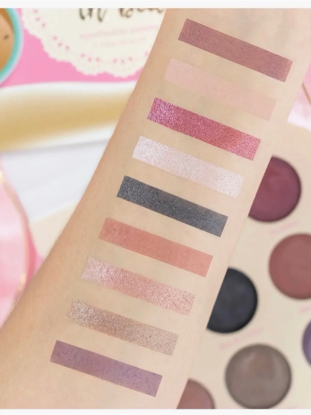 Beauty Bakerie Breakfast in Bed Eyeshadow Palette - Pink & Gold